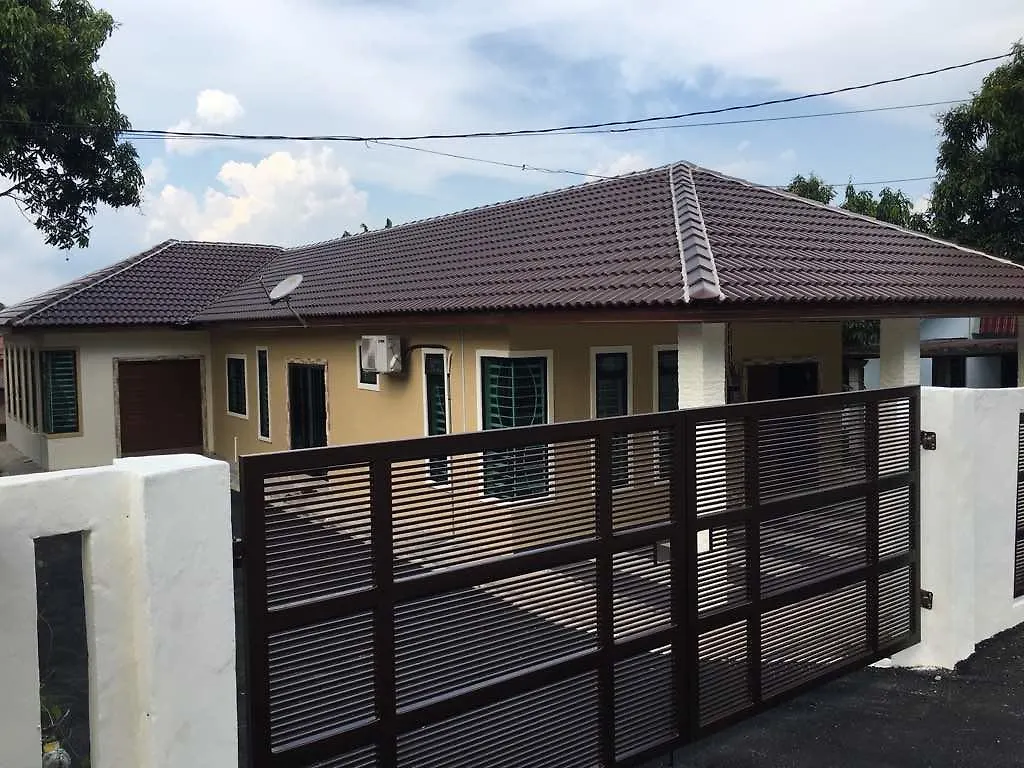 Kayu Manis Private Villa Малакка
